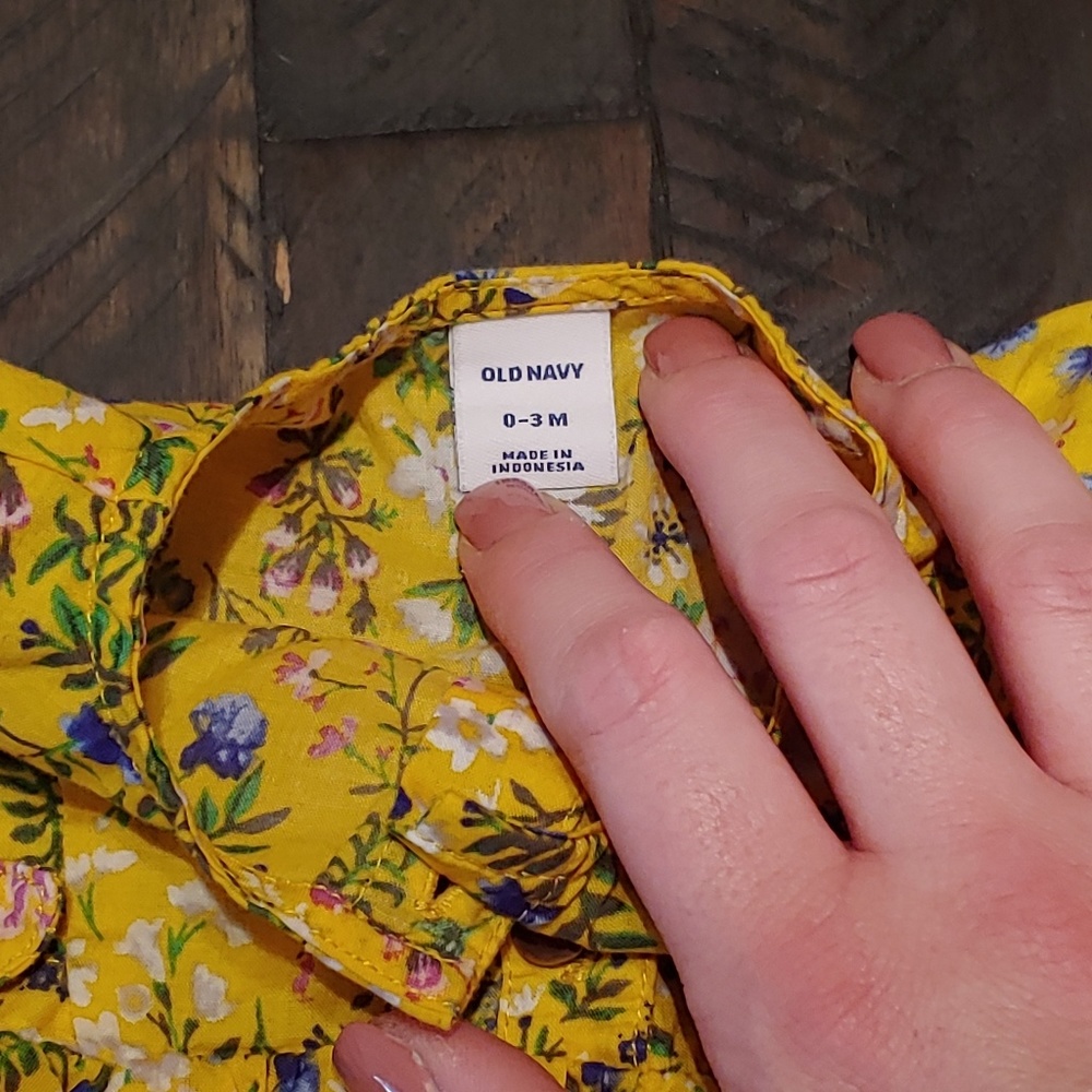 Old Navy Floral Romper - Picture 2 of 2